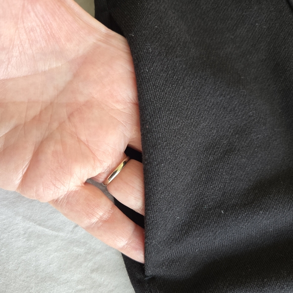 Athleta Black Textured Garment - Picture 5 of 13